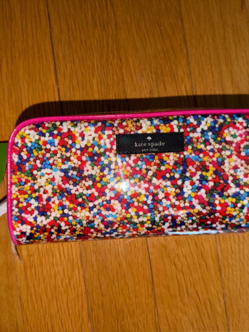 Kate Spade Sprinkles Henrietta Cosmetic Pouch NWT - Picture 2 of 5